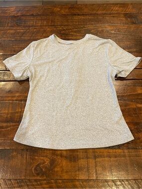 Everyday Short Sleeve Crew Neck Tee in Heather Gray